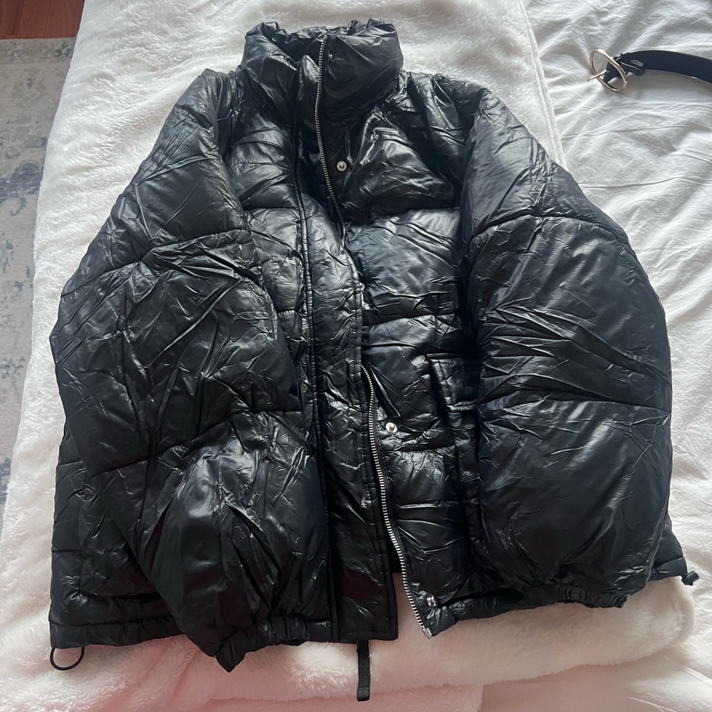 Abercrombie black puffer jacket